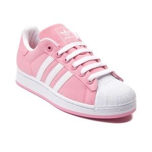 ⭐️ Limited Edition Adidas Superstar